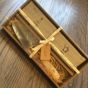 NWT. Rae Dunn Gardening Gift Set